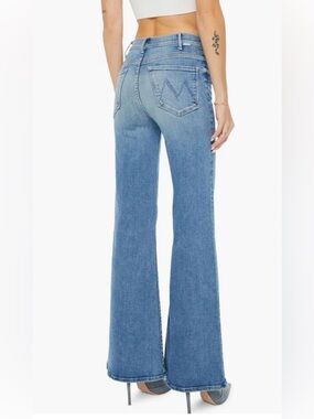 Mother Hustler Roller Sneak- riding the cliffside